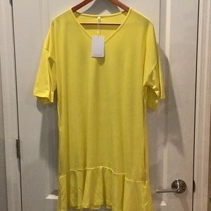 Women’s yellow dress. NWT